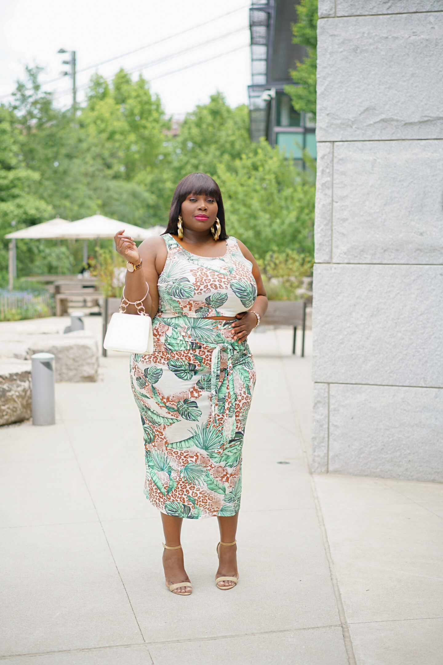 This tropical Print skirt set is one of many great plus size summer outfits